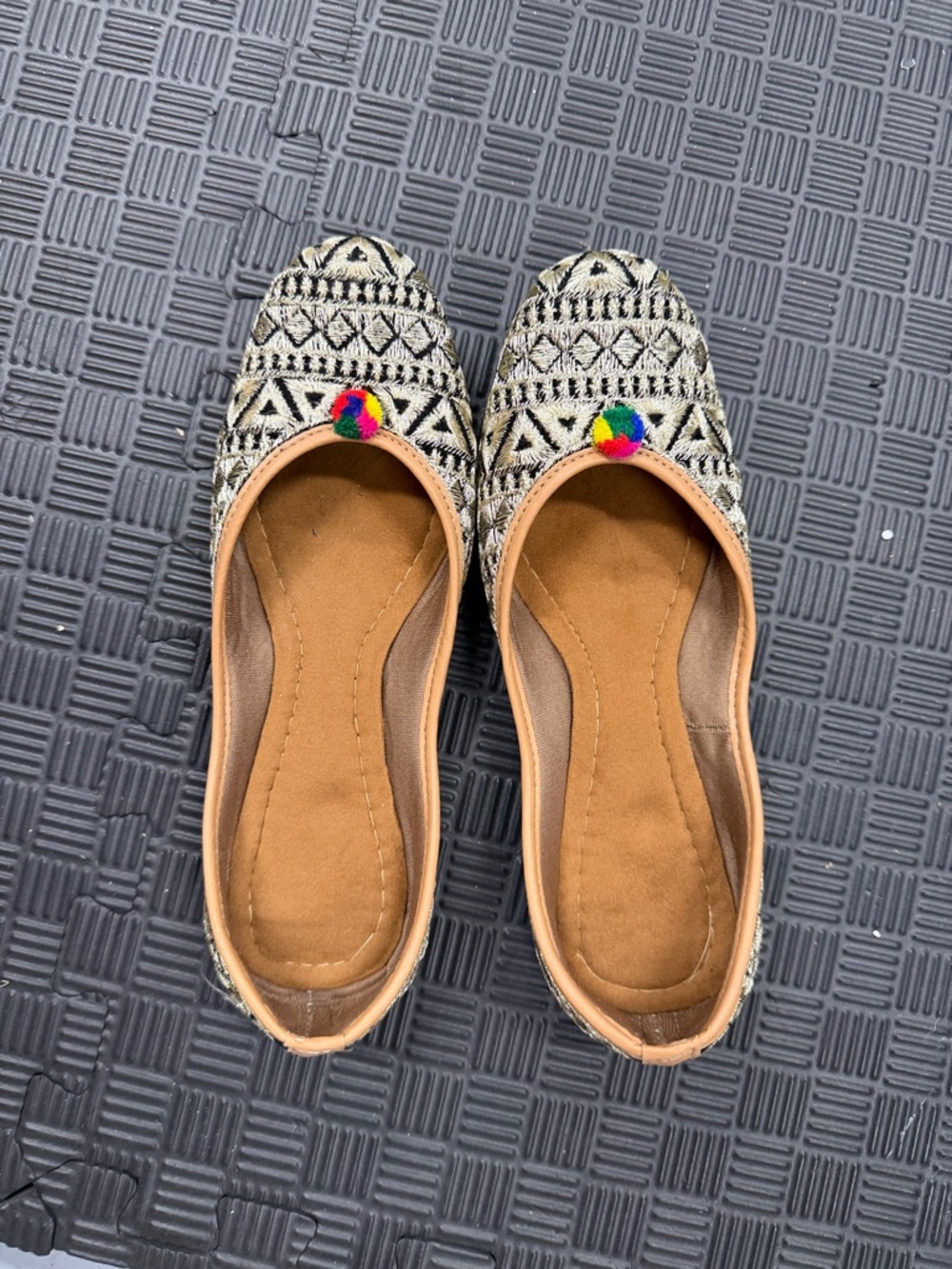 Black & White Embroidered Jutti Flats with Multicolor Pom Accent
